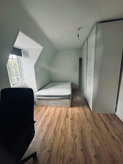 2 Bedroom Flat To Rent In Chalton Street, London, NW1