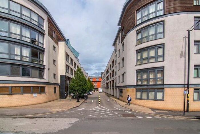 2 Bedroom Flat To Rent In Postbox, Upper Marshall Street, Birmingham, B1