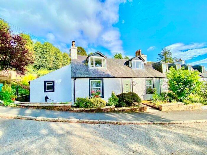 4 Bedroom Semi-Detached House For Sale In Glenginnet Road, Barr, KA26