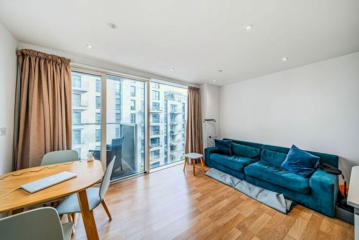 1 Bedroom Flat To Rent In Residence Tower, Manor House, London, N4