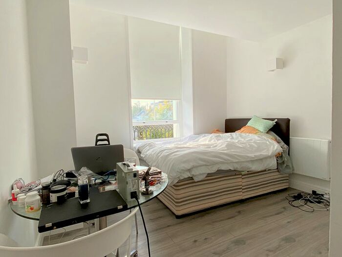 Studio To Rent In Buckingham Place, Brighton, BN1