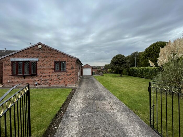 2 Bedroom Bungalow To Rent In Perth Drive, Tingley, Wakefield, WF3