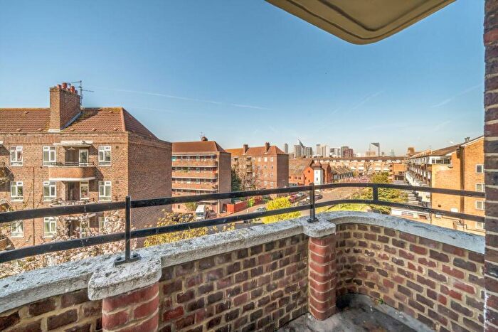 3 Bedroom Flat For Sale In Beckway Street, Walworth, SE17