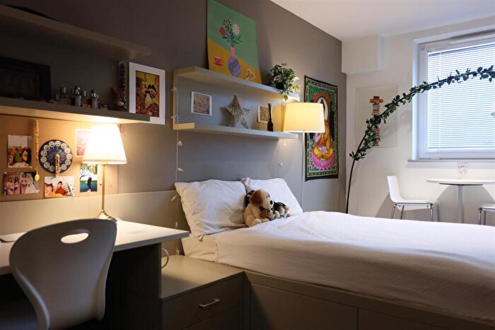 1 Bedroom Apartment To Rent In Jesmond Apartments, Newcastle, NE2