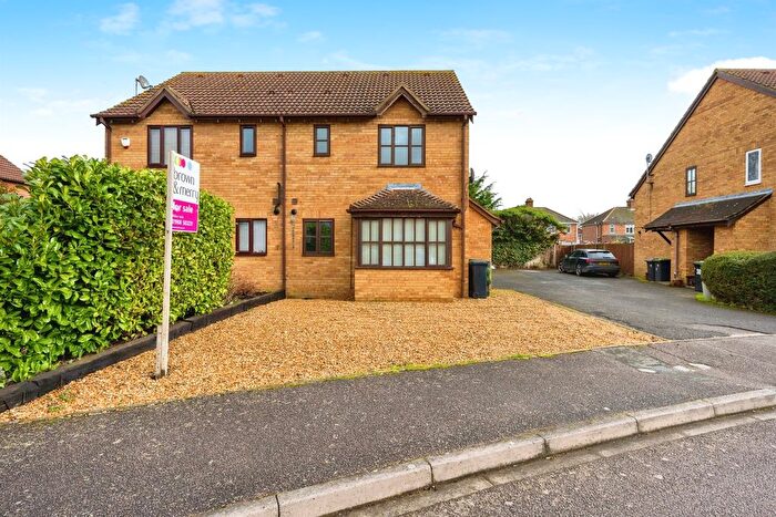 1 Bedroom Property For Sale In St. Marys Close, Marston Moretaine, Bedford, MK43