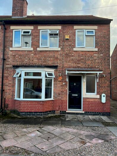 3 Bedroom Semi-Detached House To Rent In Wisgreaves Road, Derby, DE24