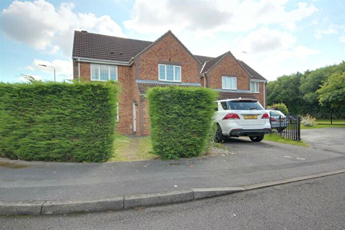 4 Bedroom Detached House For Sale In Santolina Way, Hull, HU4
