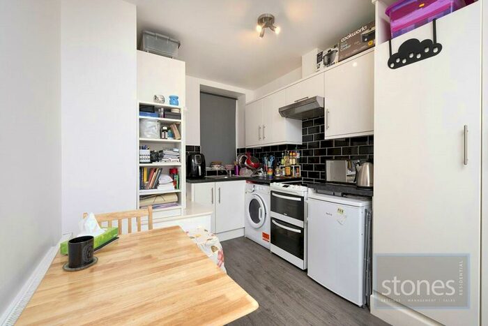 Apartment To Rent In Haverstock Hill, London, NW3