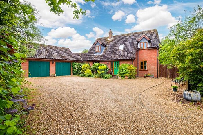 4 Bedroom Detached House For Sale In Ashfield Road, Elmswell, IP30