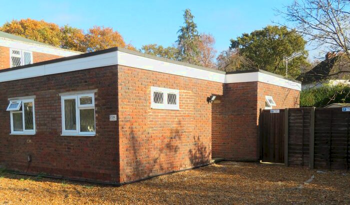 4 Bedroom Semi-Detached House To Rent In The Chase, Guildford, GU2