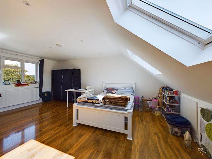 4 Bedroom House Of Multiple Occupation To Rent In Widdicombe Way, Brighton, BN2