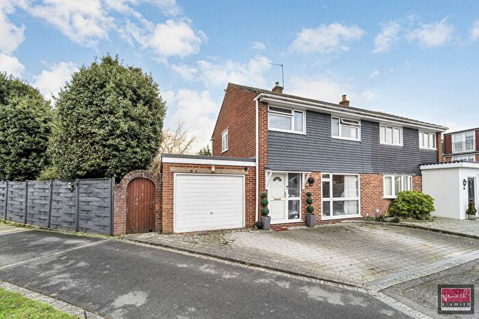 4 Bedroom Semi-Detached House For Sale In Howard Close, Sunbury-On-Thames, TW16