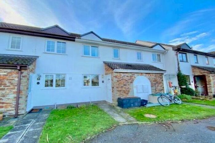 2 Bedroom Property To Rent In Peguarra Court, Padstow, PL28