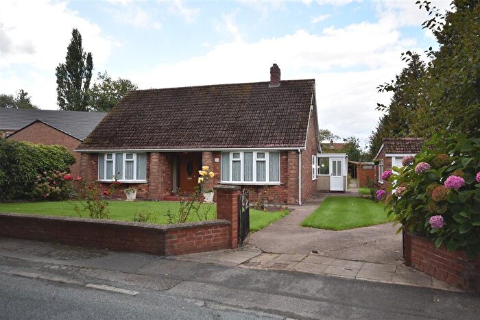 3 Bedroom Detached Bungalow For Sale In High Street, Hook, Goole, DN14