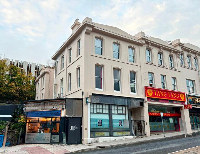 1 Bedroom Flat For Sale In Torwood Street, Torquay, TQ1