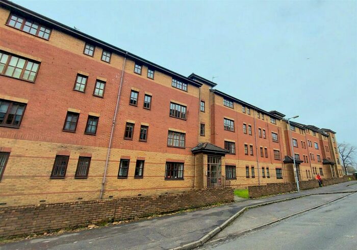 2 Bedroom Flat To Rent In Greenlaw Road, Glasgow, G14