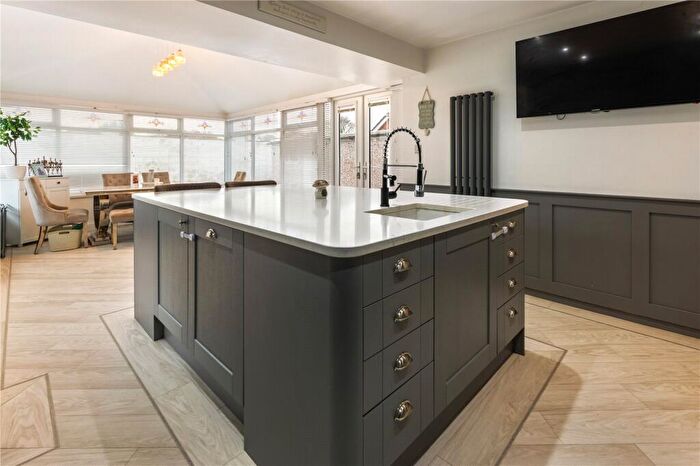 2 Bedroom Bungalow For Sale In The Field, Old Clee, Grimsby, Lincolnshire, DN32