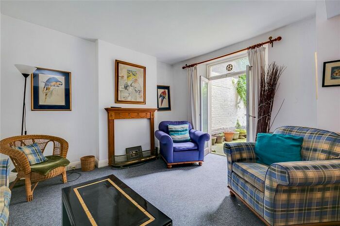 1 Bedroom Flat To Rent In St Georges Drive, London, SW1V