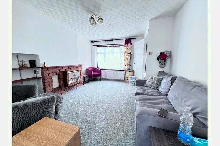 3 Bedroom Semi-Detached House To Rent In Lincoln Street, Balsall Heath, Birmingham, B12