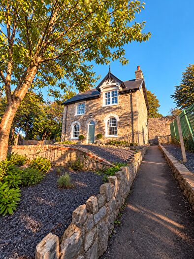 3 Bedroom Detached House To Rent In Conway Road, Colwyn Bay, LL28