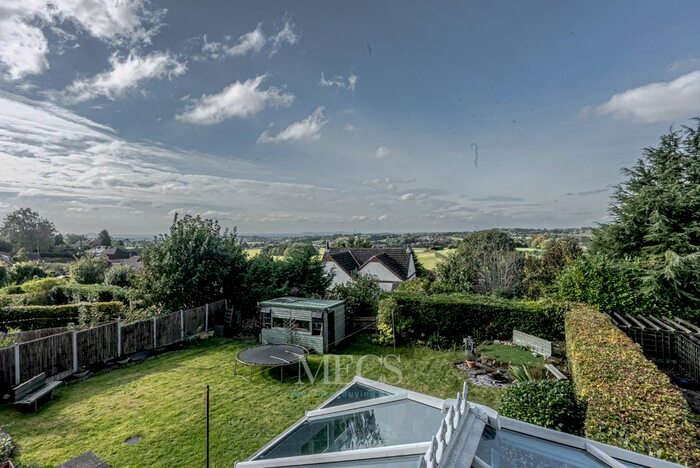 4 Bedroom Semi-Detached House To Rent In Old Birmingham Road, Lickey End, Bromsgrove, Worcestershire, B60