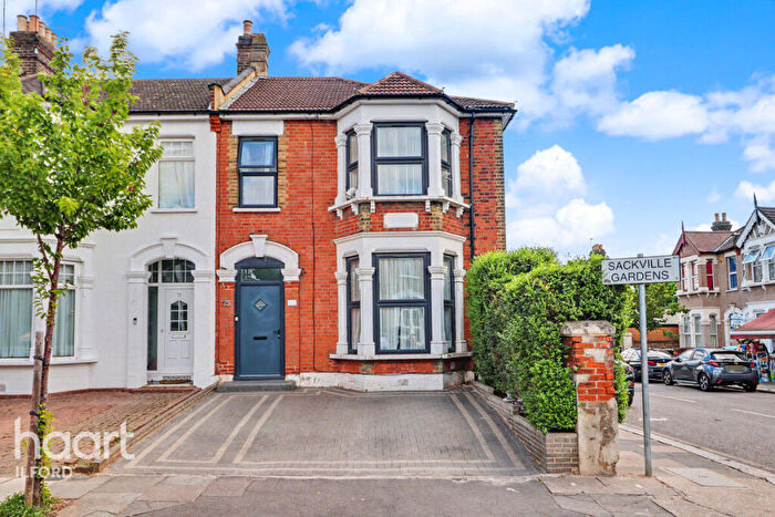 4 Bedroom End Of Terrace House For Sale In Sackville Gardens, Ilford, IG1