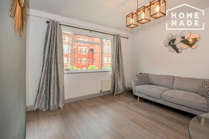 1 Bedroom Flat To Rent In Hamlet Gardens, London, W6