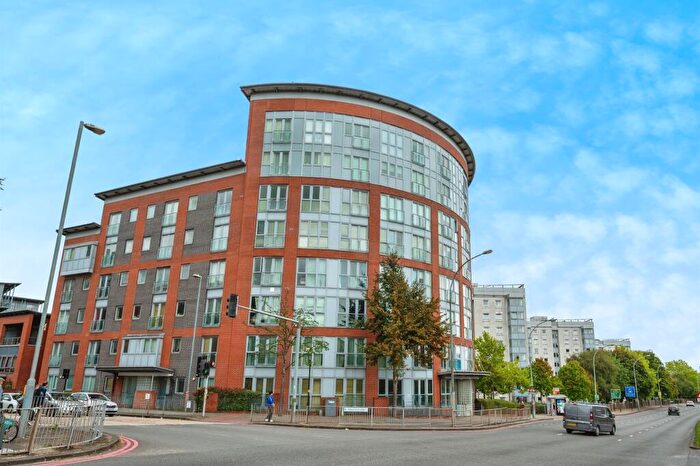 2 Bedroom Apartment For Sale In Lee Bank Middleway, Birmingham, B15