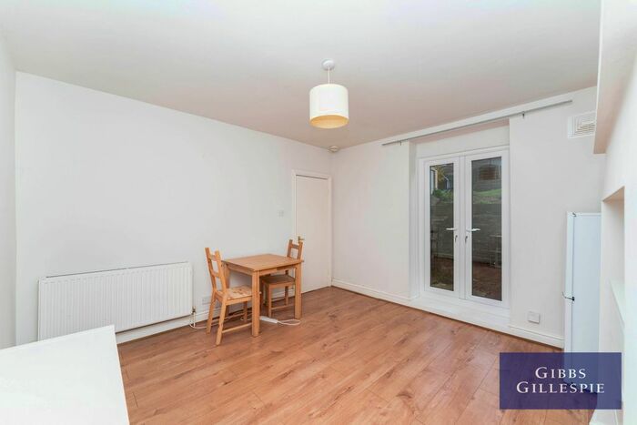 1 Bedroom Flat To Rent In Mount Avenue, London, W5