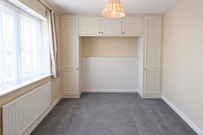 1 Bedroom Terraced House To Rent In Acer Avenue, Hayes, UB4