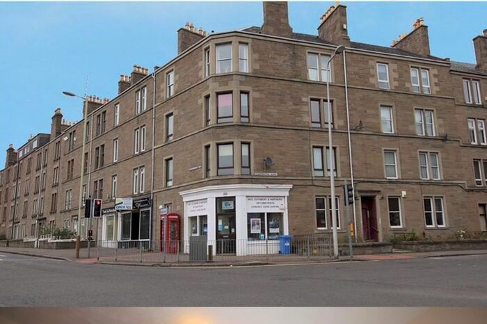 3 Bedroom Flat To Rent In Clepington Road, Dundee, Dundee, DD3