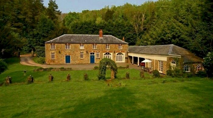 6 Bedroom Barn Conversion To Rent In The Coach House, Bishopswood, Ross-On-Wye, HR9