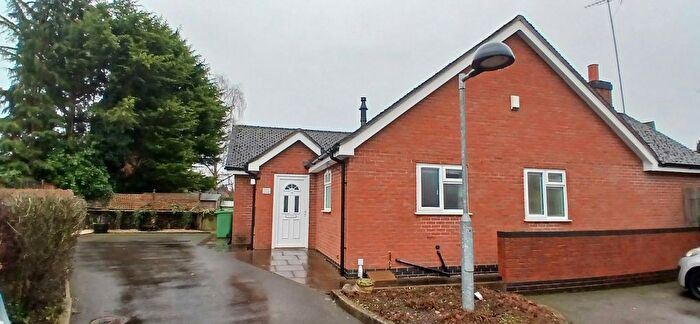 Town House To Rent In Croft House, Queensville Avenue, Stafford, ST17