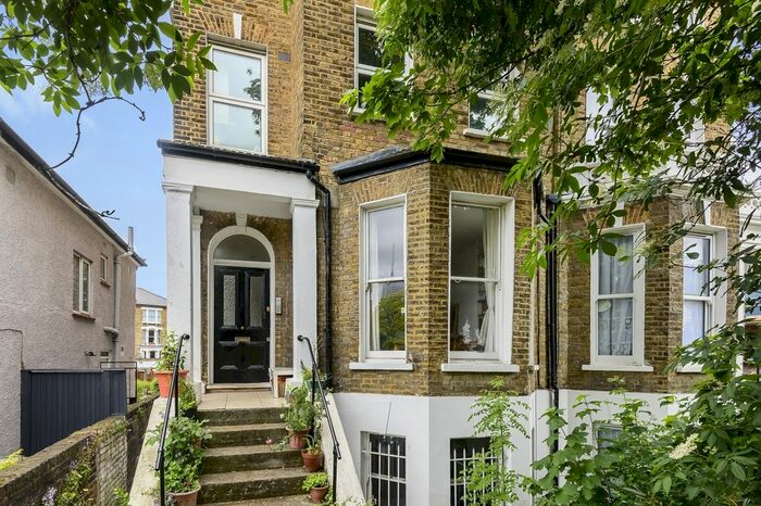 1 Bedroom Flat To Rent In Clarendon Rise, London, SE13