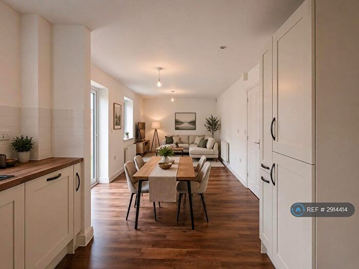 4 Bedroom Detached House To Rent In Field Farm Way, Nottingham, NG9