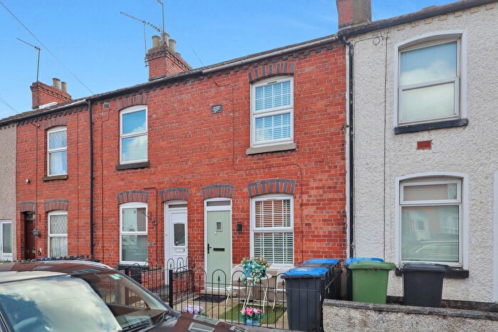 2 Bedroom Terraced House For Sale In Cambridge Street, Rugby, Warwickshire, CV21