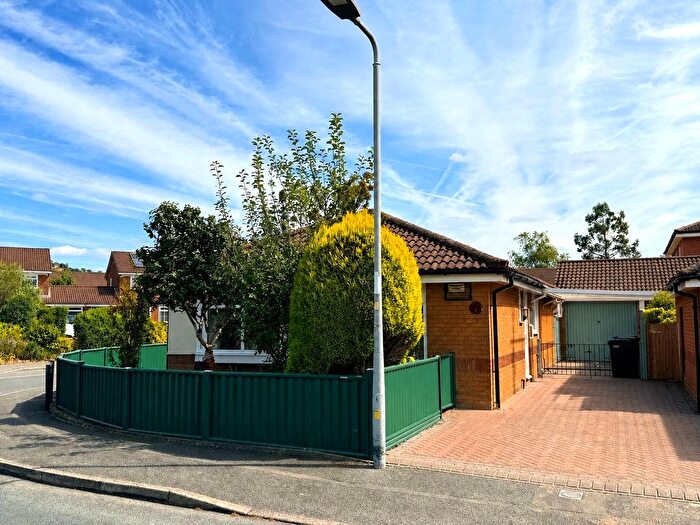 3 Bedroom Detached Bungalow For Sale In Marlborough Close, Ramsbottom, Bury, BL0