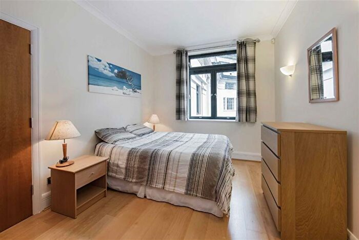 1 Bedroom Flat To Rent In Forum Magnum Square, Waterloo, SE1
