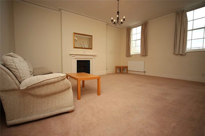 1 Bedroom Flat To Rent In Royal Parade, Cheltenham, GL50