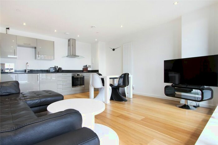 1 Bedroom Flat To Rent In Newington Causeway, London, SE1