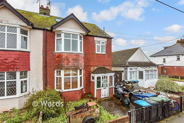 4 Bedroom Semi Detached House For Sale In Park Avenue, Birchington, Kent, CT7