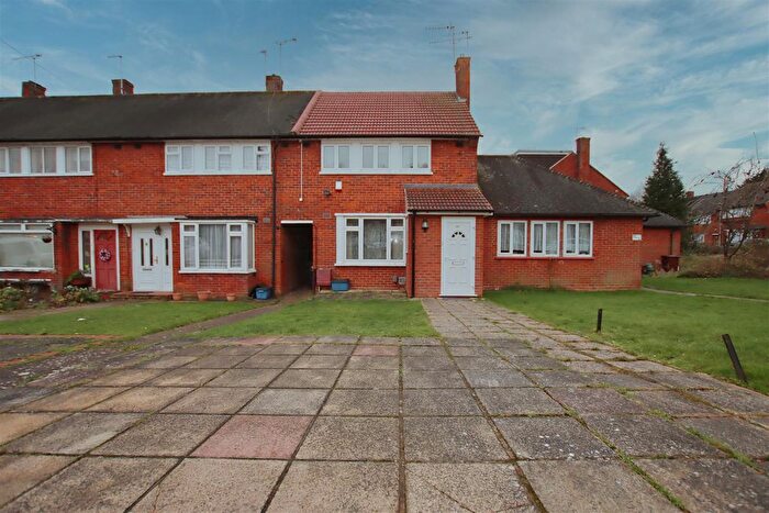 3 Bedroom Property To Rent In Berwick Road, Borehamwood, WD6