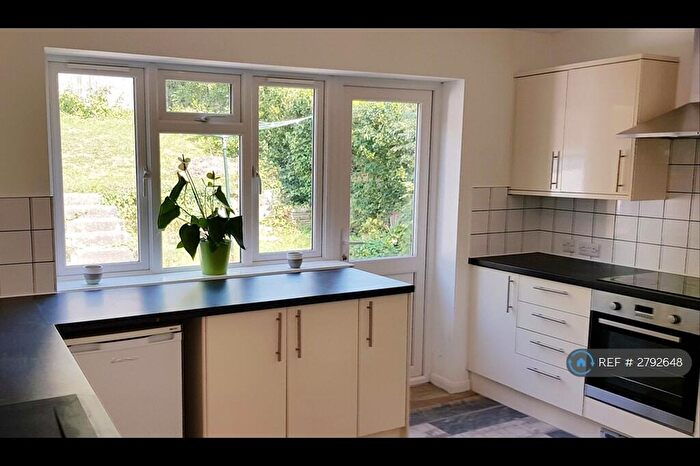 5 Bedroom End Of Terrace House To Rent In Ashurst Road, Brighton, BN2