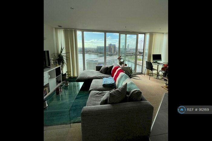 1 Bedroom Flat To Rent In Adriatic Apartments, London, E16