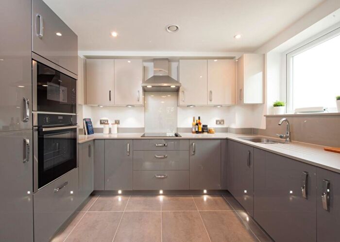 1 Bedroom Retirement Property To Rent In Station Parade, Virginia Water, Surrey, GU25