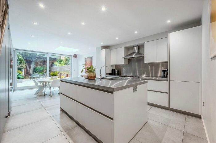 4 Bedroom Terraced House To Rent In Greenside Road, Askew Village, London, W12