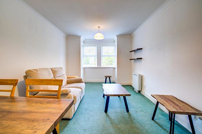 2 Bedroom Flat To Rent In Middleton Court, Hutton Terrace, Jesmond, NE2