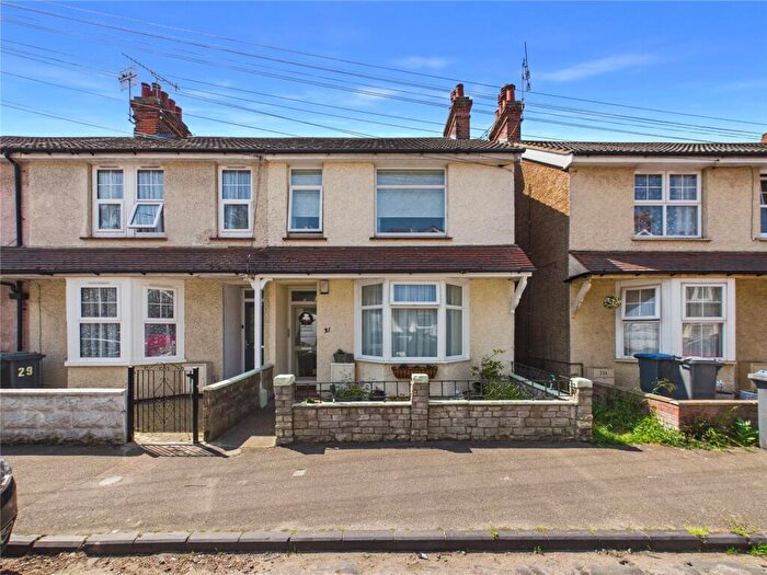 3 Bedroom End Of Terrace House For Sale In Holland Road, Felixstowe, Suffolk, IP11