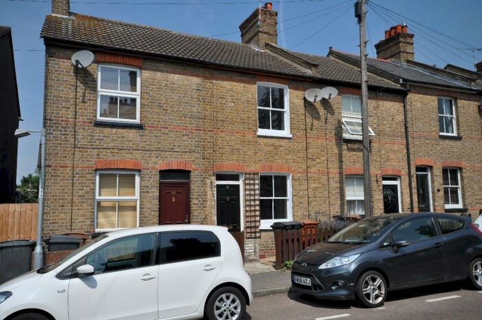 2 Bedroom Terraced House To Rent In South Primrose Hill, Chelmsford, Essex, CM1