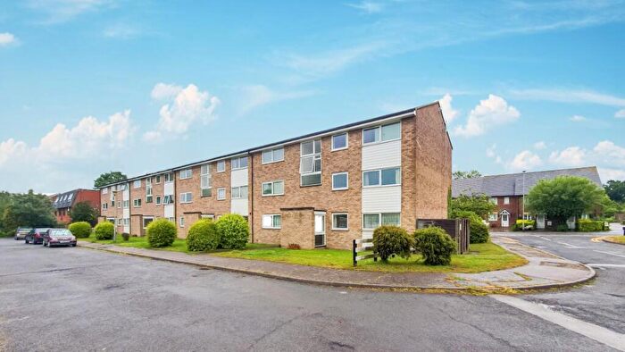 1 Bedroom Apartment To Rent In Alderman Close, Welham Green, AL9